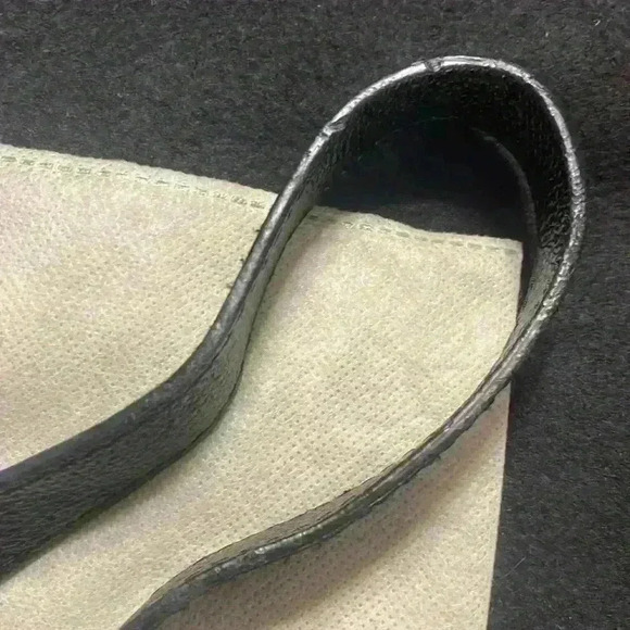 Tory Burch Shoulder Bag - Picture 14 of 15